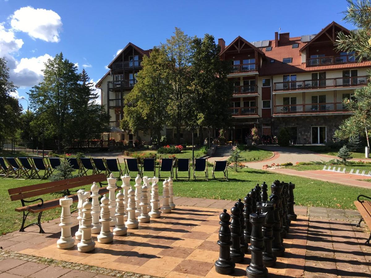 Hotel Albatros Serwy Екстериор снимка