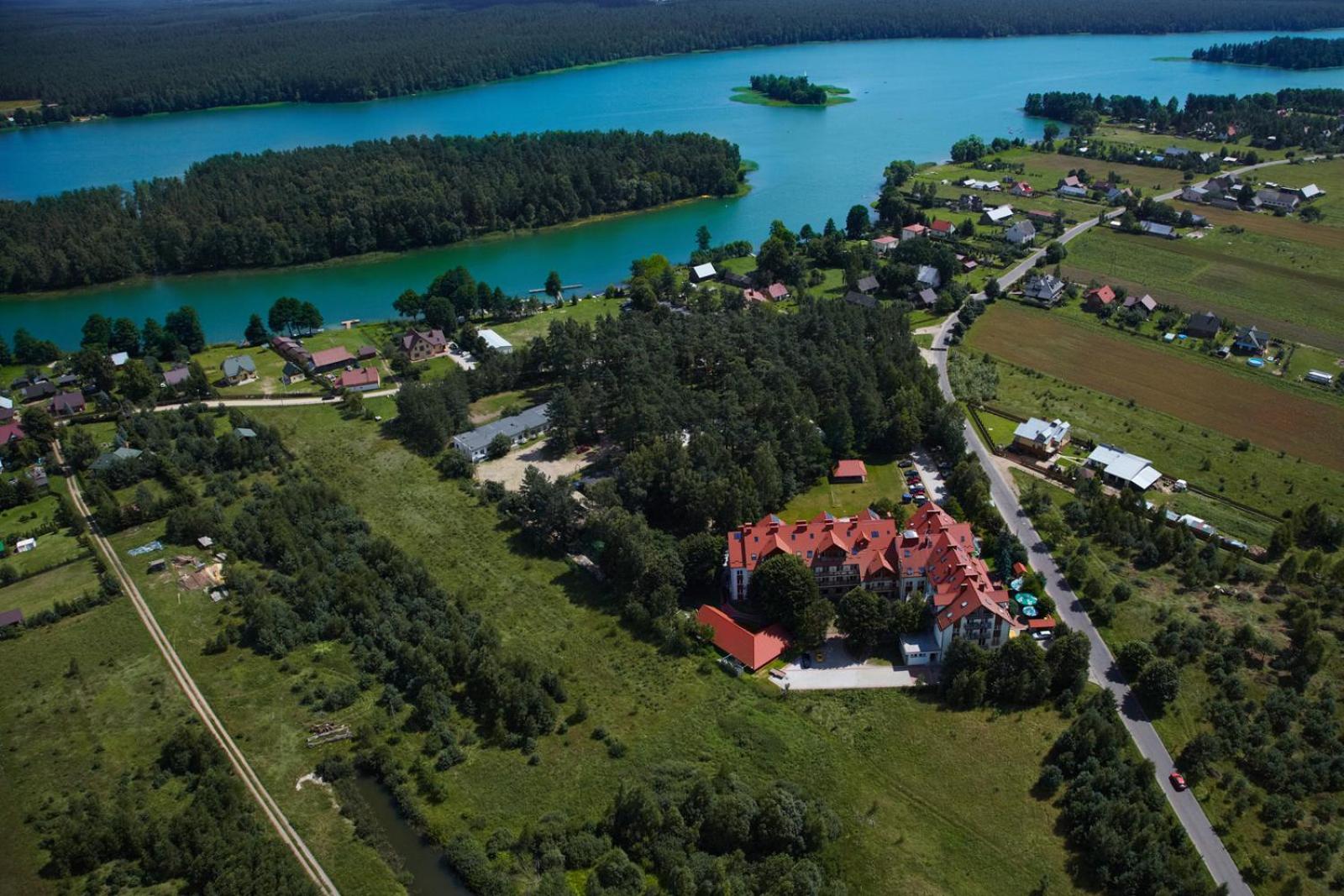 Hotel Albatros Serwy Екстериор снимка
