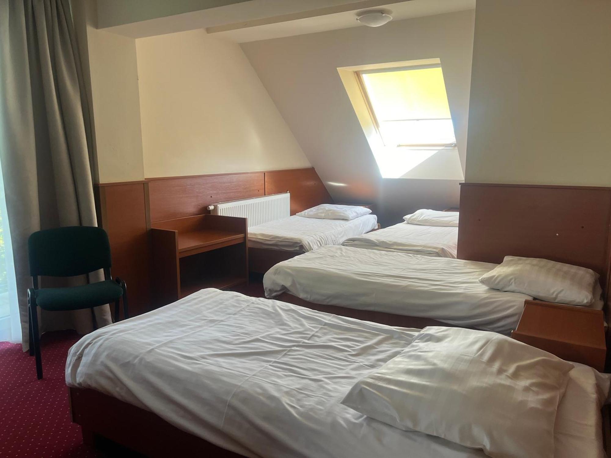 Hotel Albatros Serwy Стая снимка